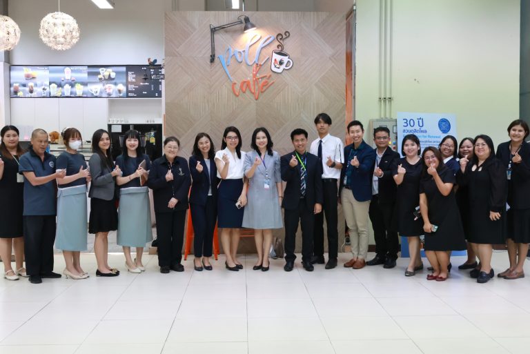 สวนดุสิตโพล จัดกิจกรรม “คุยสบายๆ… Story Talk One Lab“ ครั้งที่ 409 (3) ประจำเดือนมกราคม Concept: “เปิดโลกความเท่าเทียมทางการศึกษา” กับคณะครุศาสตร์ มหาวิทยาลัยสวนดุสิต EP.3 “การพัฒนานักศึกษาครูสู่ โลกของลูกศิษย์ที่มีความแตกต่างระหว่างบุคคล”สอดคล้องกับ SDGs 4 : (Quality Education) การศึกษาที่มีคุณภาพ