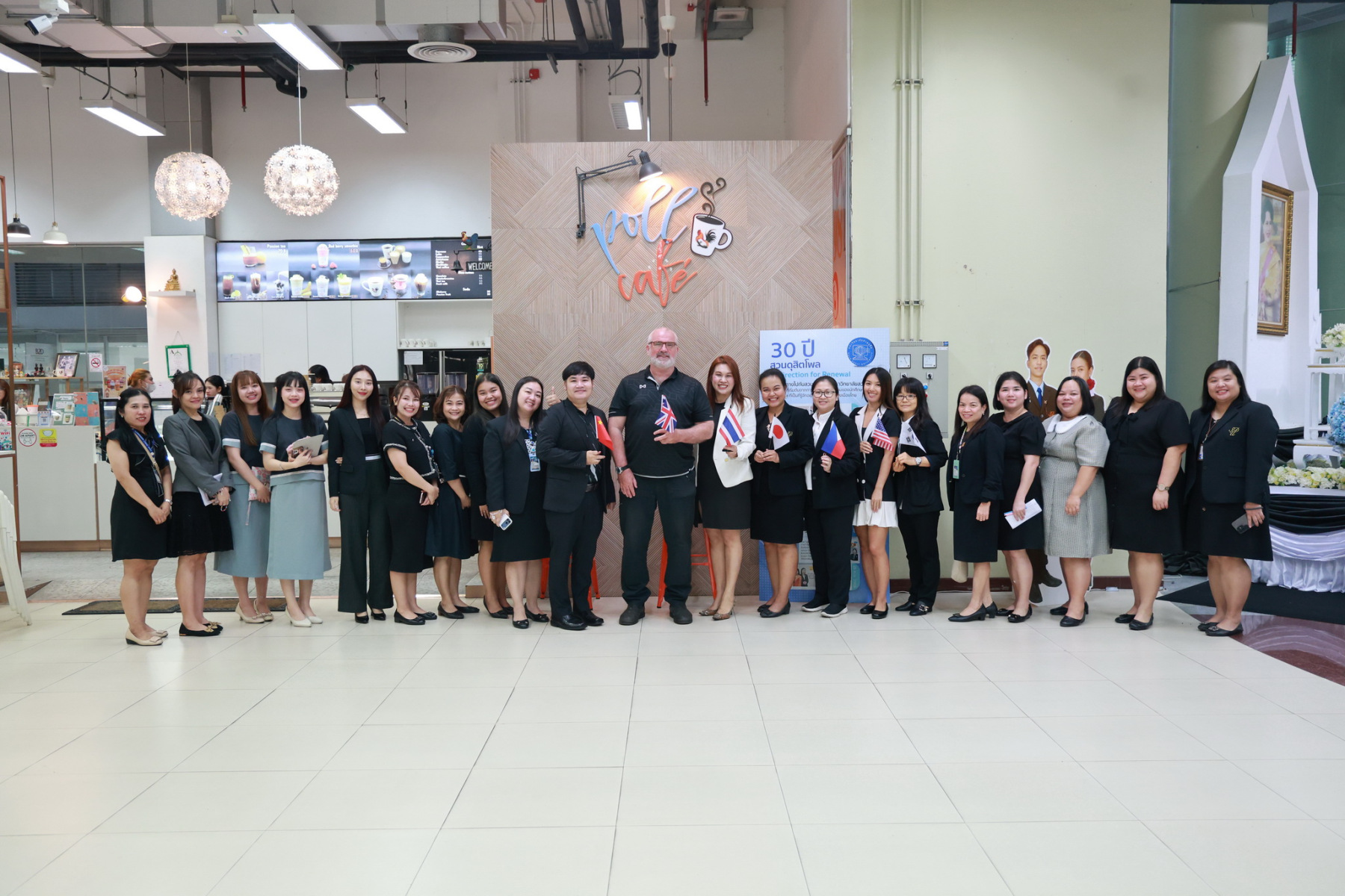 สวนดุสิตโพล ร่วมกับคณะมนุษยศาสตร์และสังคมศาสตร์ จัดกิจกรรม “คุยสบายๆ… Story Talk One Lab“ ครั้งที่ 412 (6) EP.2 Global Vibes @ Suan Dusit Poll Different Cultures, One Conversation