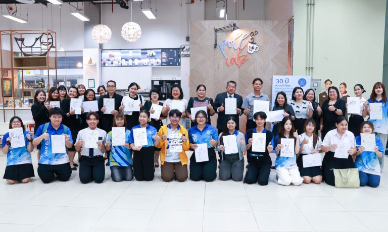 สวนดุสิตโพล ร่วมกับคณะมนุษยศาสตร์และสังคมศาสตร์จัดกิจกรรม “คุยสบายๆ… Story Talk One Lab“ ครั้งที่ 414 (8) EP.4 “Talk and Draw: มรดกวัฒนธรรม จากรากฐาน สู่งานศิลป์”