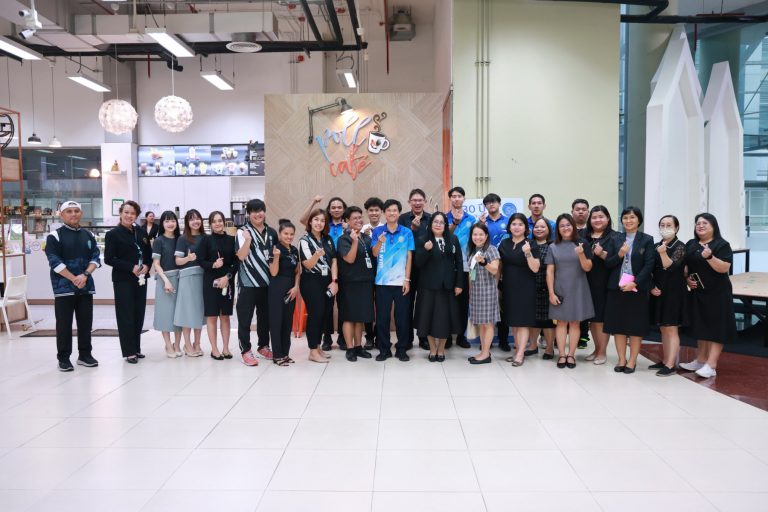 สวนดุสิตโพล ร่วมกับ ศูนย์สนเทศแนะแนวการศึกษาและอาชีพ จัดกิจกรรม “คุยสบาย ๆ… Story Talk One Lab“ ครั้งที่ 431(25) Concept: SDU Opportunity Series: 75 ชั่วโมง…เปลี่ยนโอกาสเป็นอนาคต EP.1 Inspire ก้าวแรก…เปิดประตูสู่โอกาส